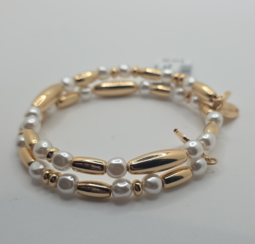 Style & Co. Gold Tone Beaded Charm Bracelet White Imitation Pearl Lobster Signed